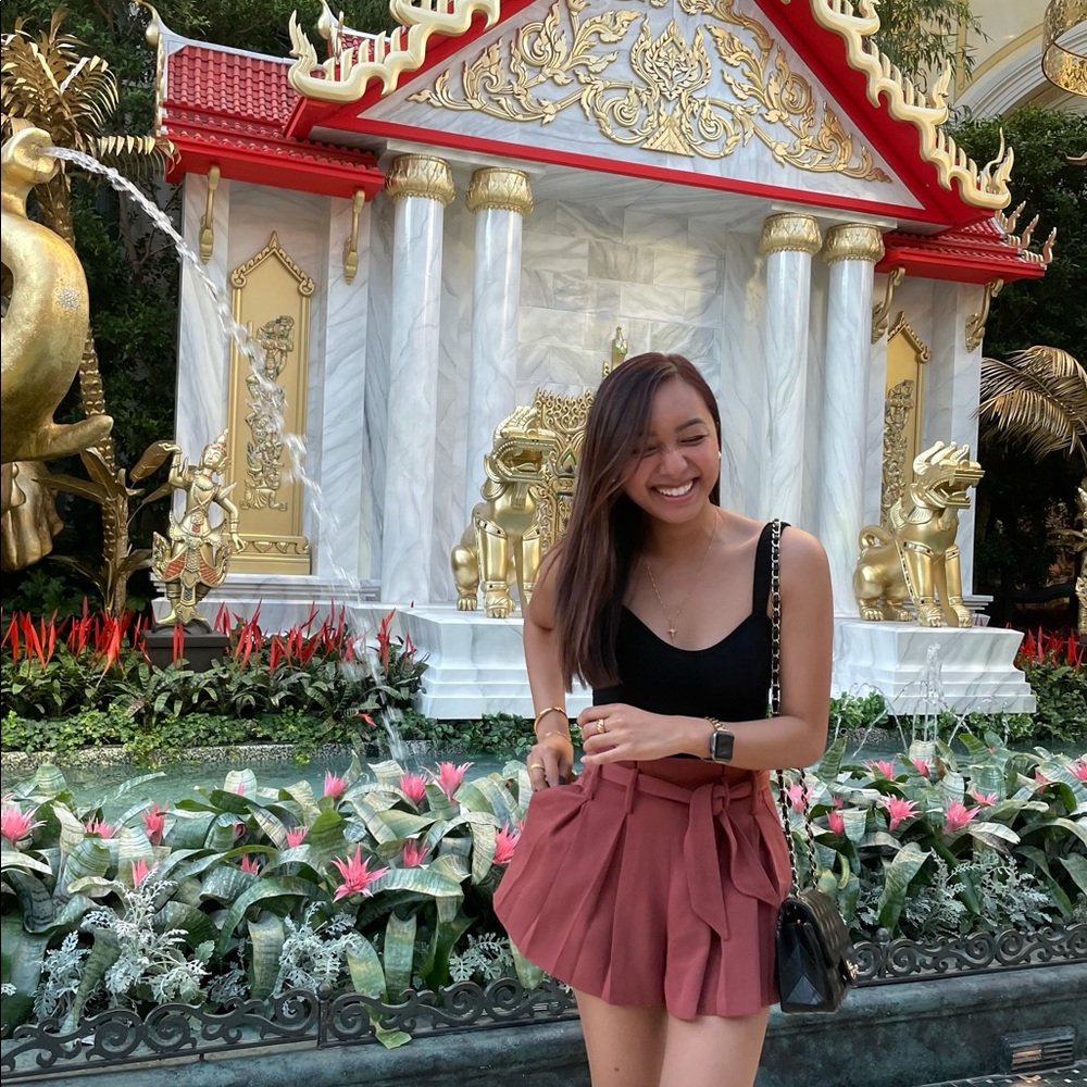 Meet your Posher, Christine marie